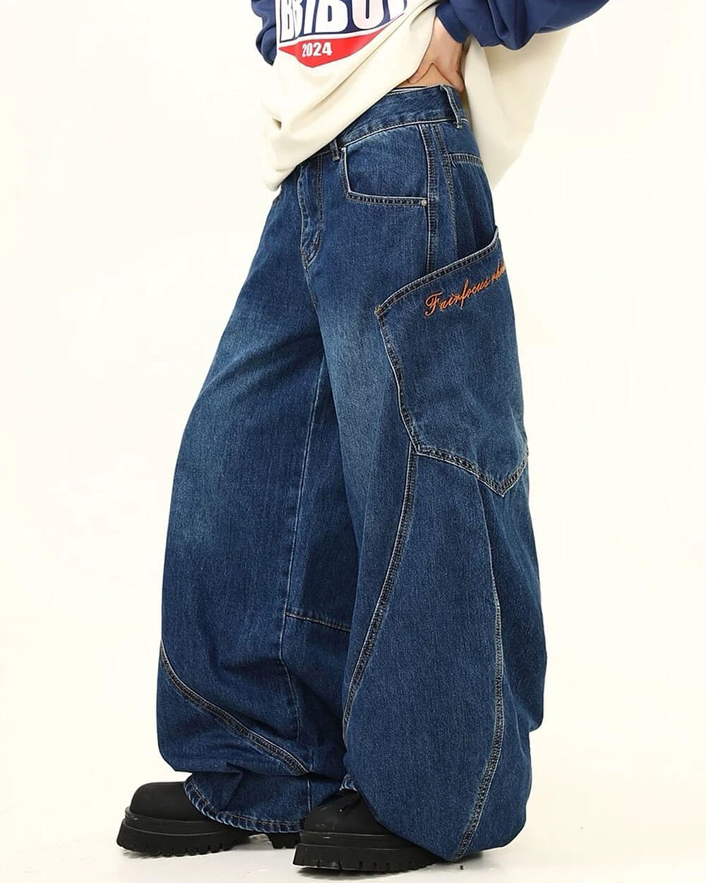 90s style wide leg jeans