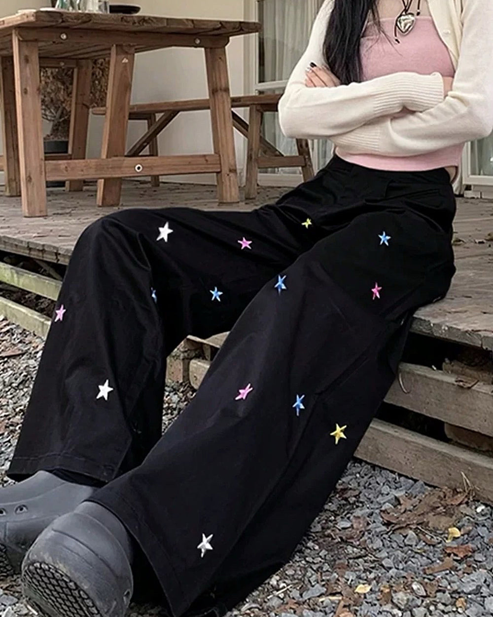 star girl aesthetic baggy pants